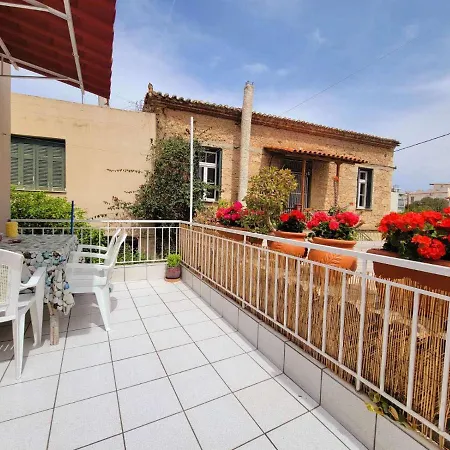 Mansion With Garden Kiaton Exterior photo